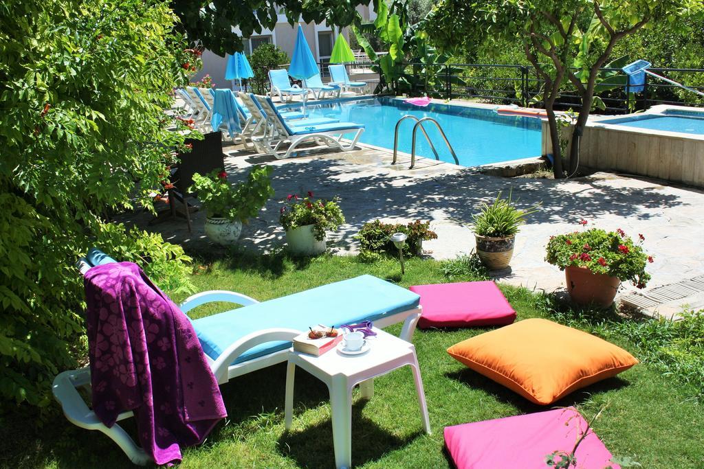 Parla Apart Hotel Çeşme Eksteriør bilde