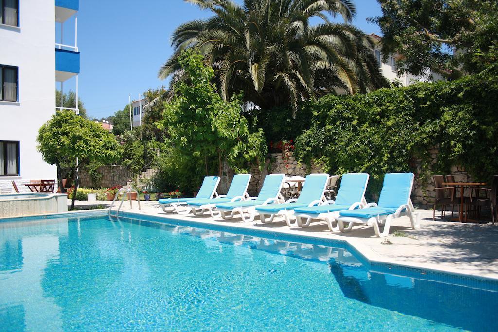 Parla Apart Hotel Çeşme Eksteriør bilde