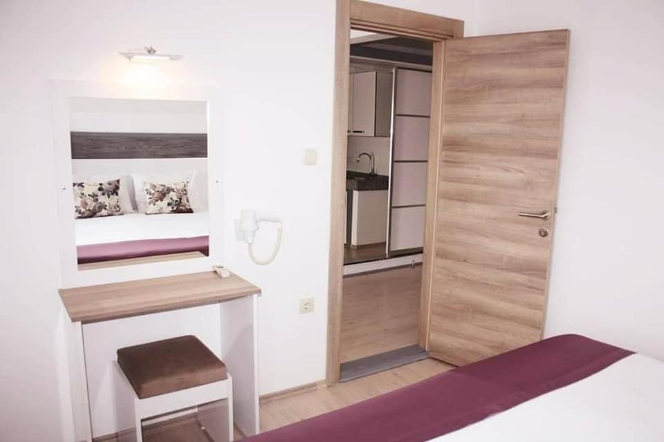 Parla Apart Hotel Çeşme Eksteriør bilde